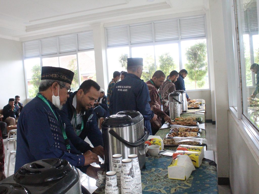 Kunjungan peserta muktamar ke AABS Purwokerto