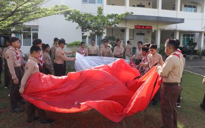 Pramuka SMP AABS Purwokerto Latihan Memasang Tenda