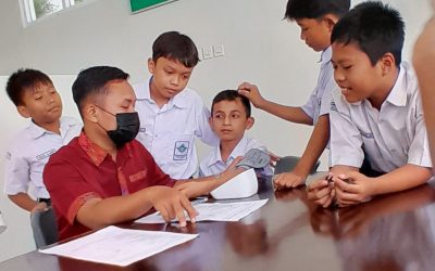 Screening Kesehatan Siswa Baru SMP AABS Purwokerto