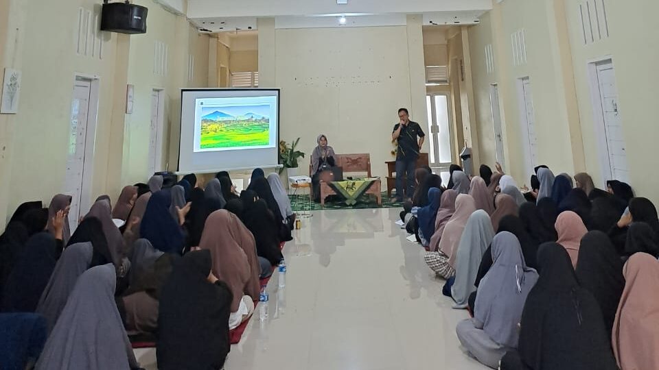 Program P5: Siswa Belajar Demokrasi Langsung dari Kades Karang Tengah dan Kebumen, Baturraden