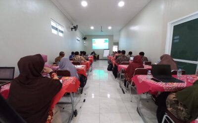 Manajemen Sekolah Berasrama Bersama Harry T Budhiyono, General Manajer PT Bintang Pelajar Bogor