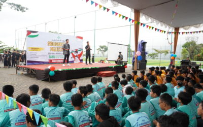 Pupuk Solidaritas Umat Islam, Siswa AABS Gelar Bazar untuk Donasi ke Anak-anak Palestina