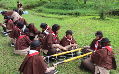 Penggalang Ramu SMP AABS Purwokerto Ikuti Uji Kecakapan Umum di Wana Wisata Baturraden